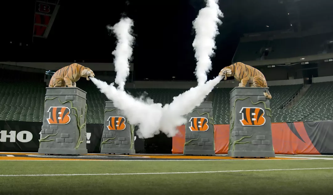 Large Statues for Sports Arenas | 3D Sculptures for Sports Teams