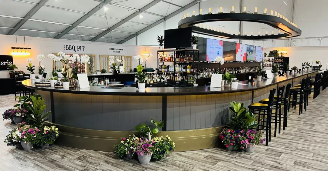 Custom Wooden Bar | Britten Event Design