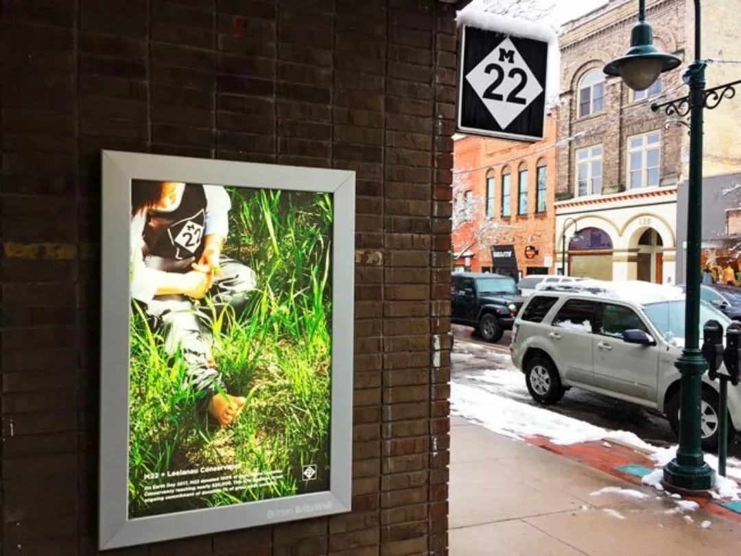 Outdoor LED Display | Exterior Backlit Banners