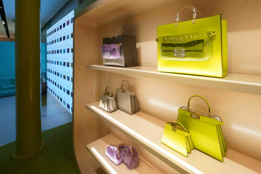 Custom Retail Shelving | Pop Up Shop Fixtures