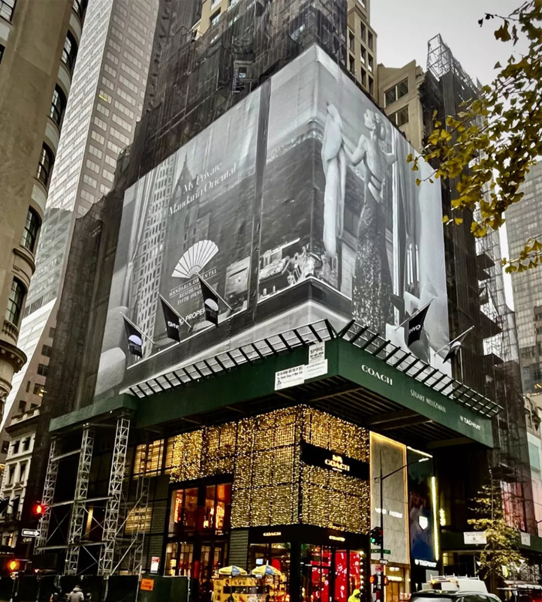 Coach Building Wrap | Large Format Advertising