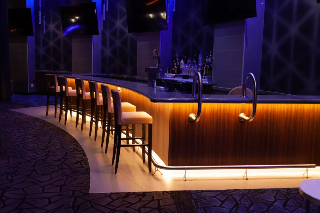Sports Bar with Lighting Underneath | Odawa Casino Quartz Bar
