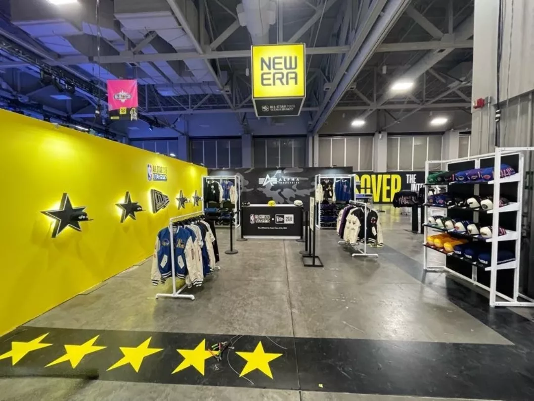 Retail Store Fixtures | Custom Store Display
