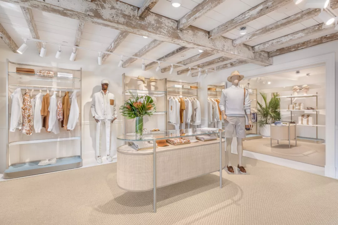 Wooden Display Fixtures | Custom Retail Shop
