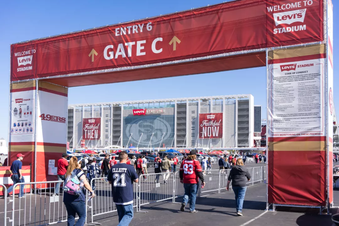 Truss Entryway | Large Truss with Banners for Events