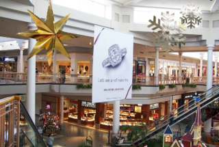 Holiday 4D Accent Stars and Snowflakes | Mall Ceiling Displays