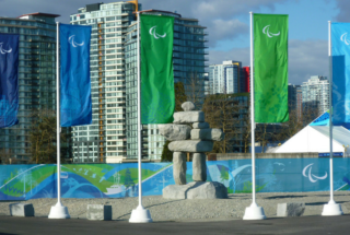 Rototop outdoor advertising flags