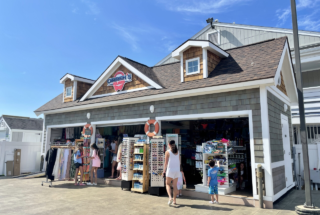 Modular Constructed Beach Store | Portable Pop-Up Shop