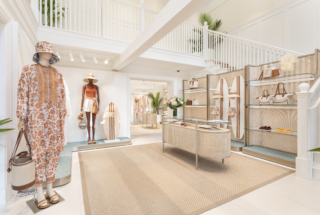 Wood Fabrication Retail Fixturing | Custom Luxury Retail Shop