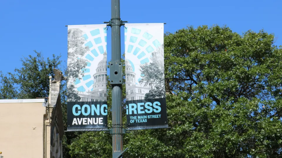 Custom Progressing Image Banners | Pole Banners and Hardware