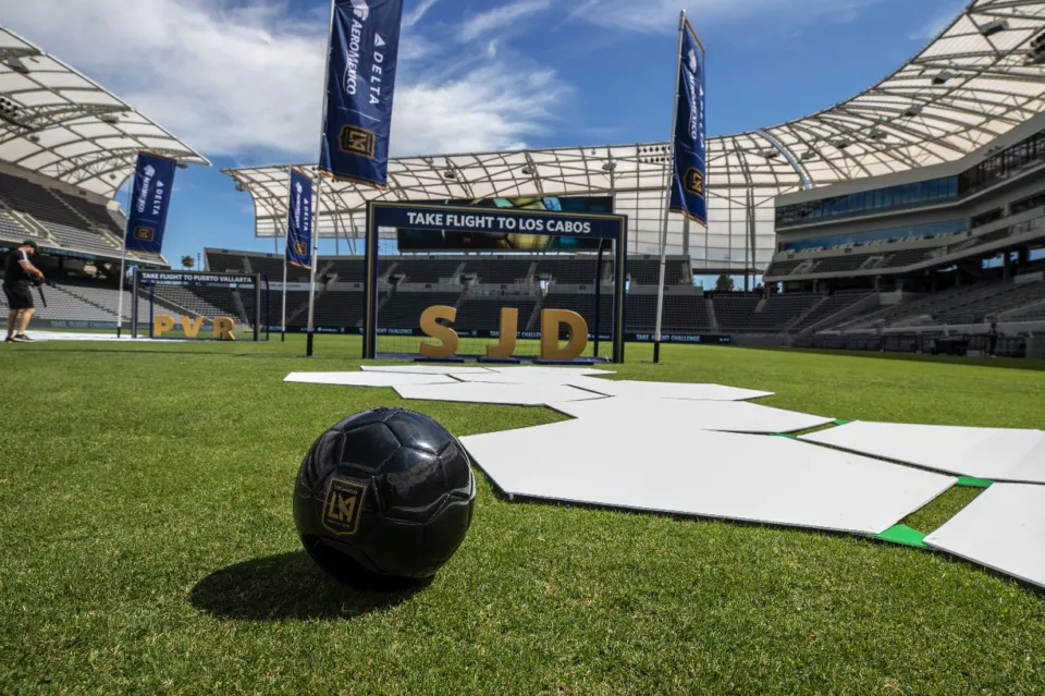 Custom Event Space | Octagon Delta Aeromexico Take Flight Challenge