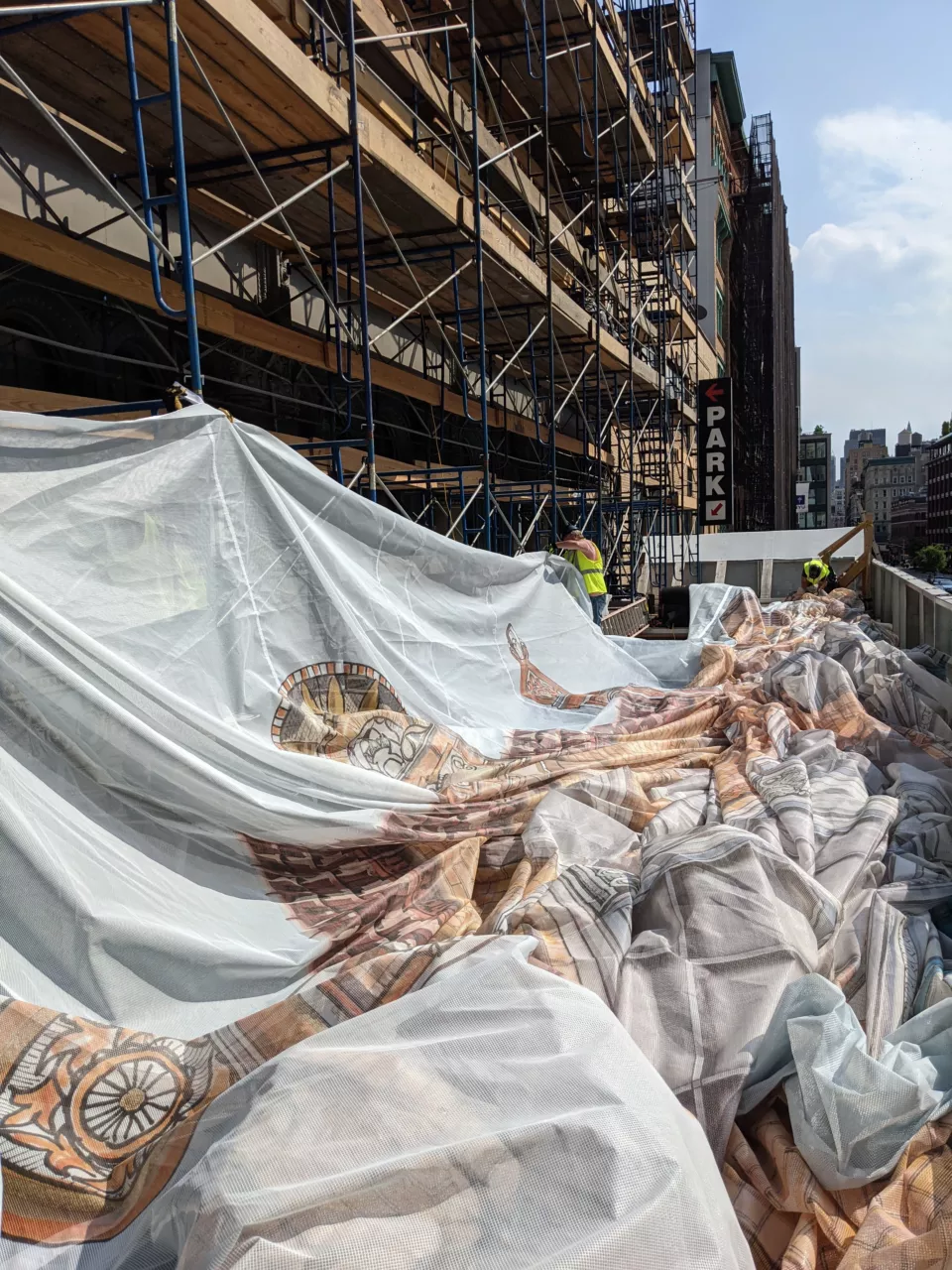Building Wrap Installation | Large Banner to Conceal Construction