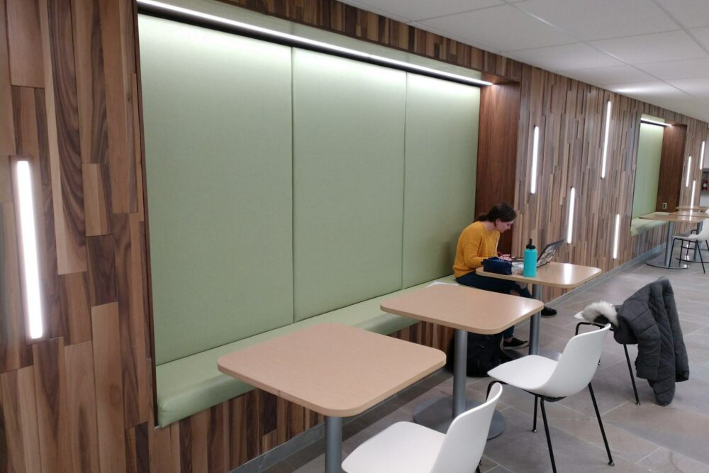 Movable University Tables and Seating