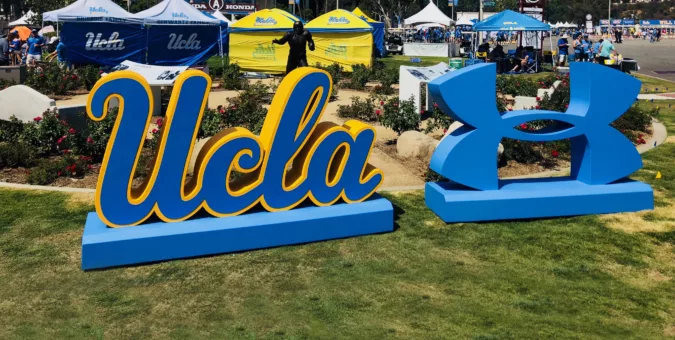 UCLA Foam3 D Selfie Sign 003