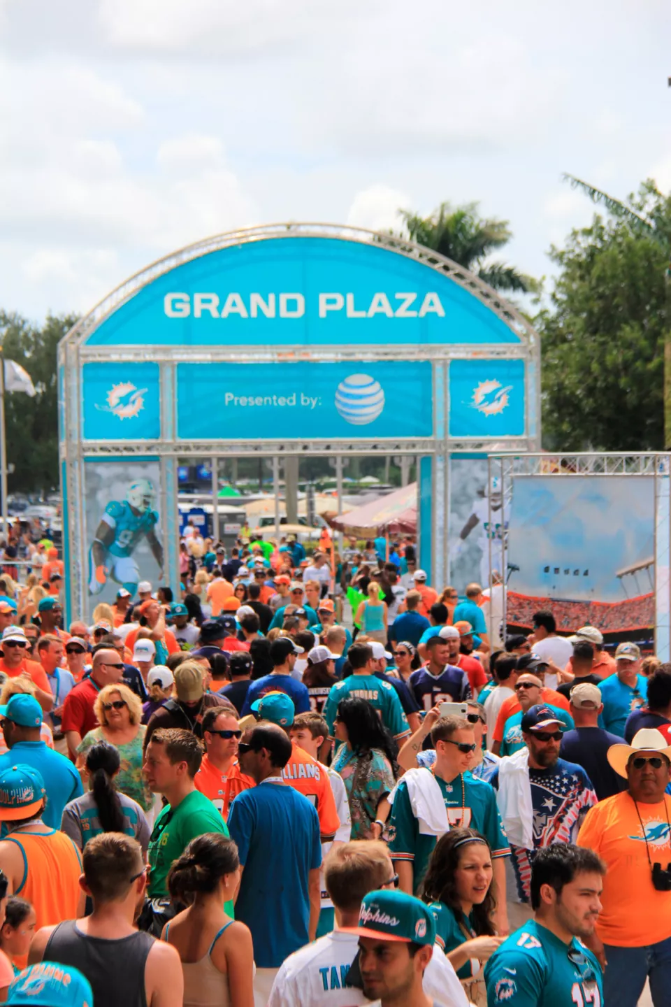 Large Truss Entrance Gate | High Attendance Event Fixtures
