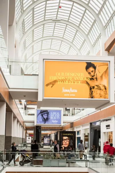 Backlit Display Hardware | Backlit Mall Banners