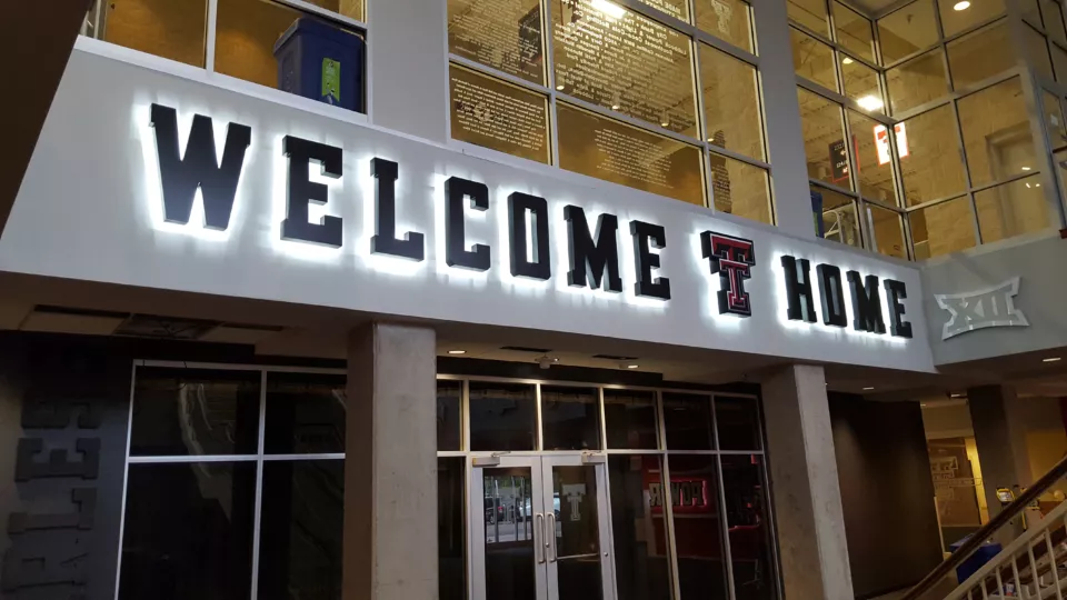 Backlit Letters and Logo | University Signage