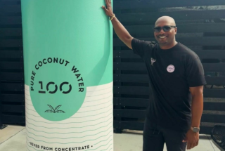 Foam Replica Coconut Water