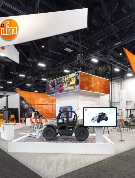 Foam3 D Sculpture ifm Efector CONEXPO 2026 10
