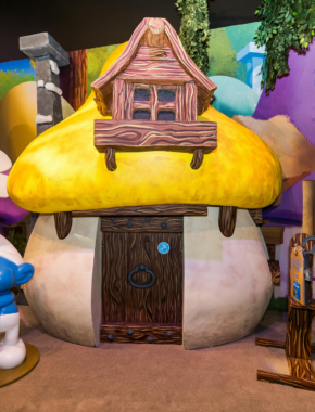 The Smurf's Experience Themed Environment