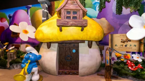 The Smurf's Experience Themed Environment