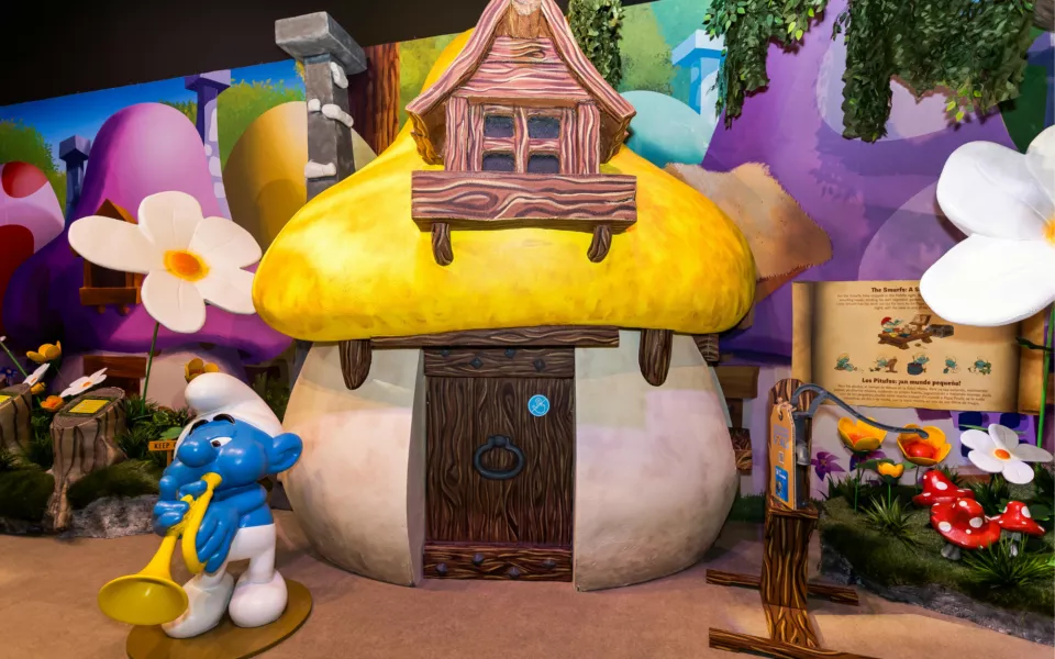 The Smurf's Experience Themed Environment