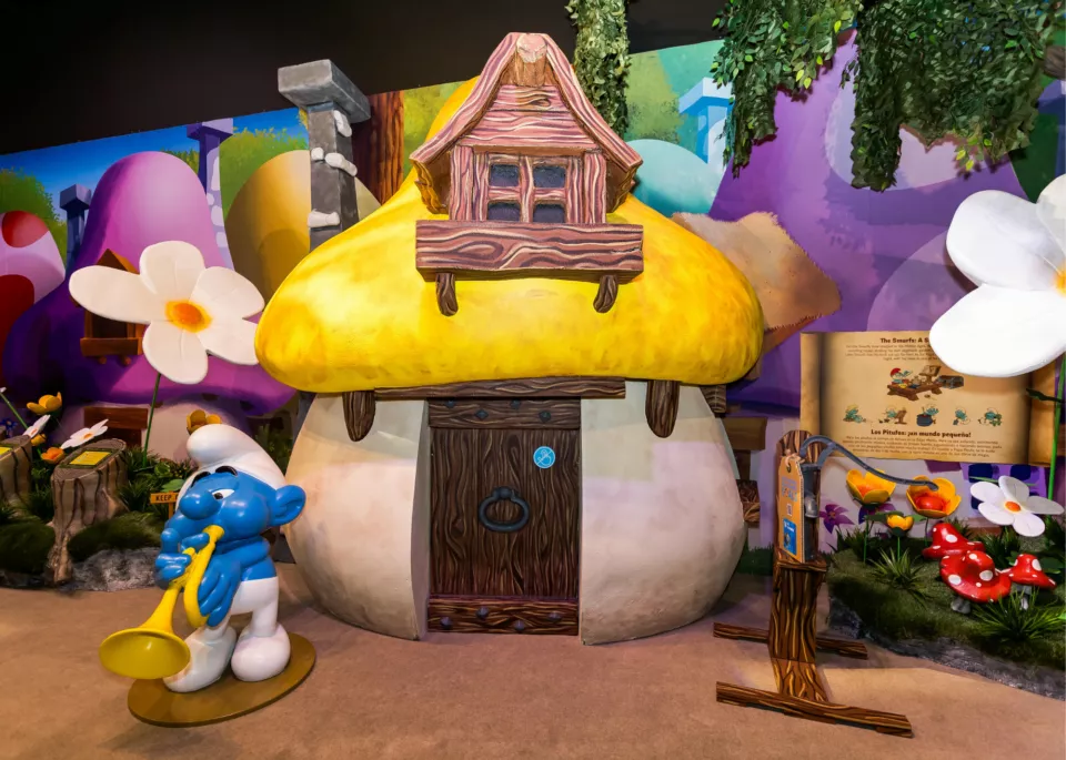 The Smurf's Experience Themed Environment